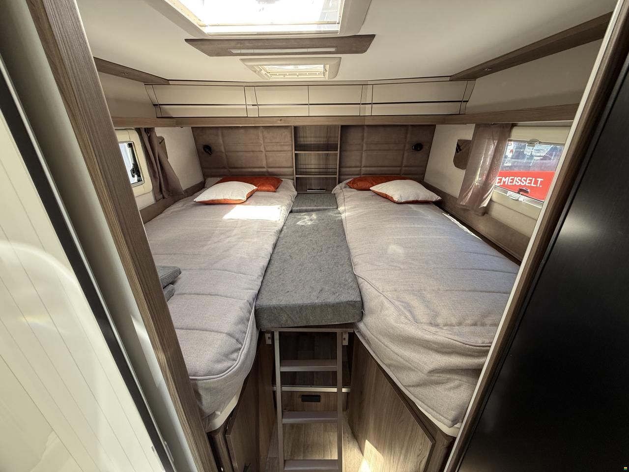 Kabe Novum 720 LGB Compact