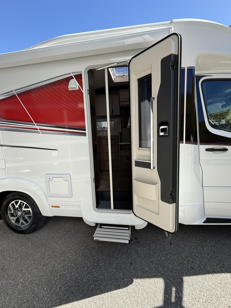 Kabe Novum 720 LGB Compact