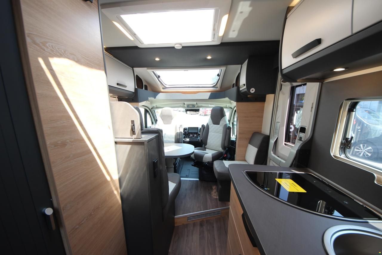Knaus L!VE TI PLATINUM SELECTION 650 MEG (2025)