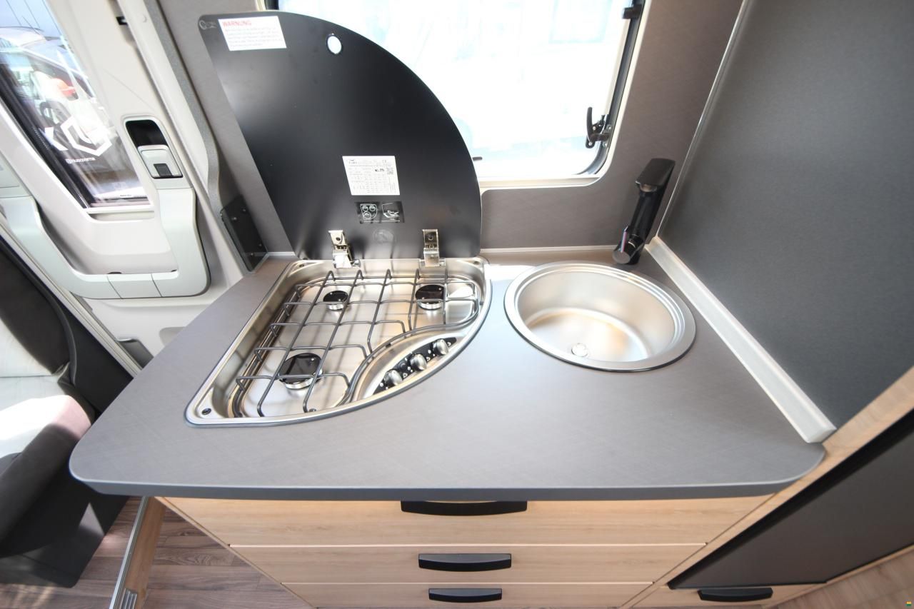 Knaus L!VE TI PLATINUM SELECTION 650 MEG (2025)