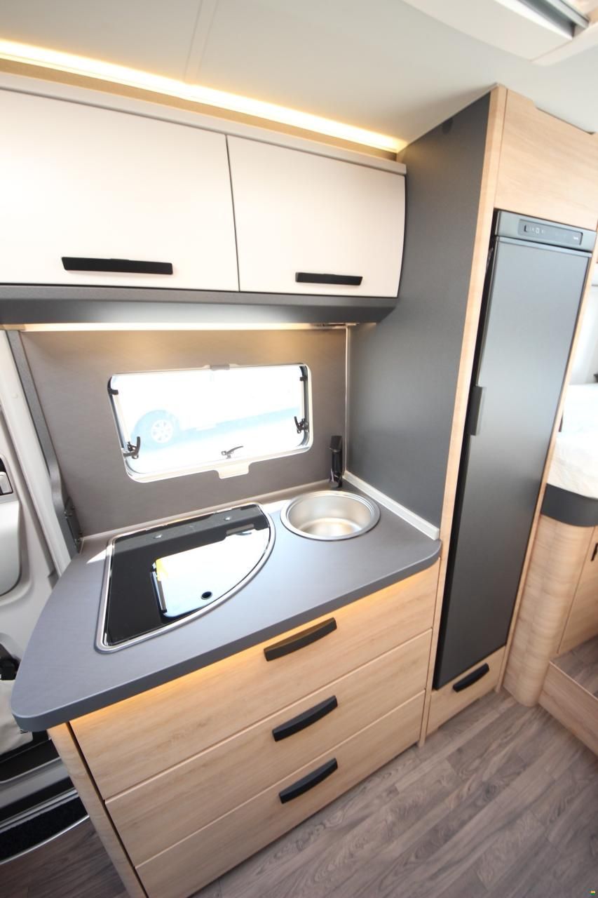 Knaus L!VE TI PLATINUM SELECTION 650 MEG (2025)