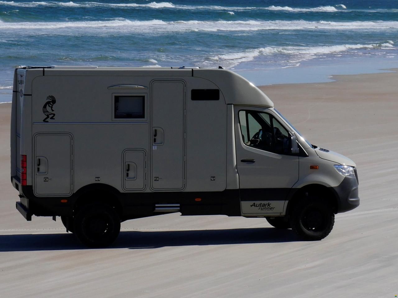 Reisemobil Woelcke Autark Runner R6 5950