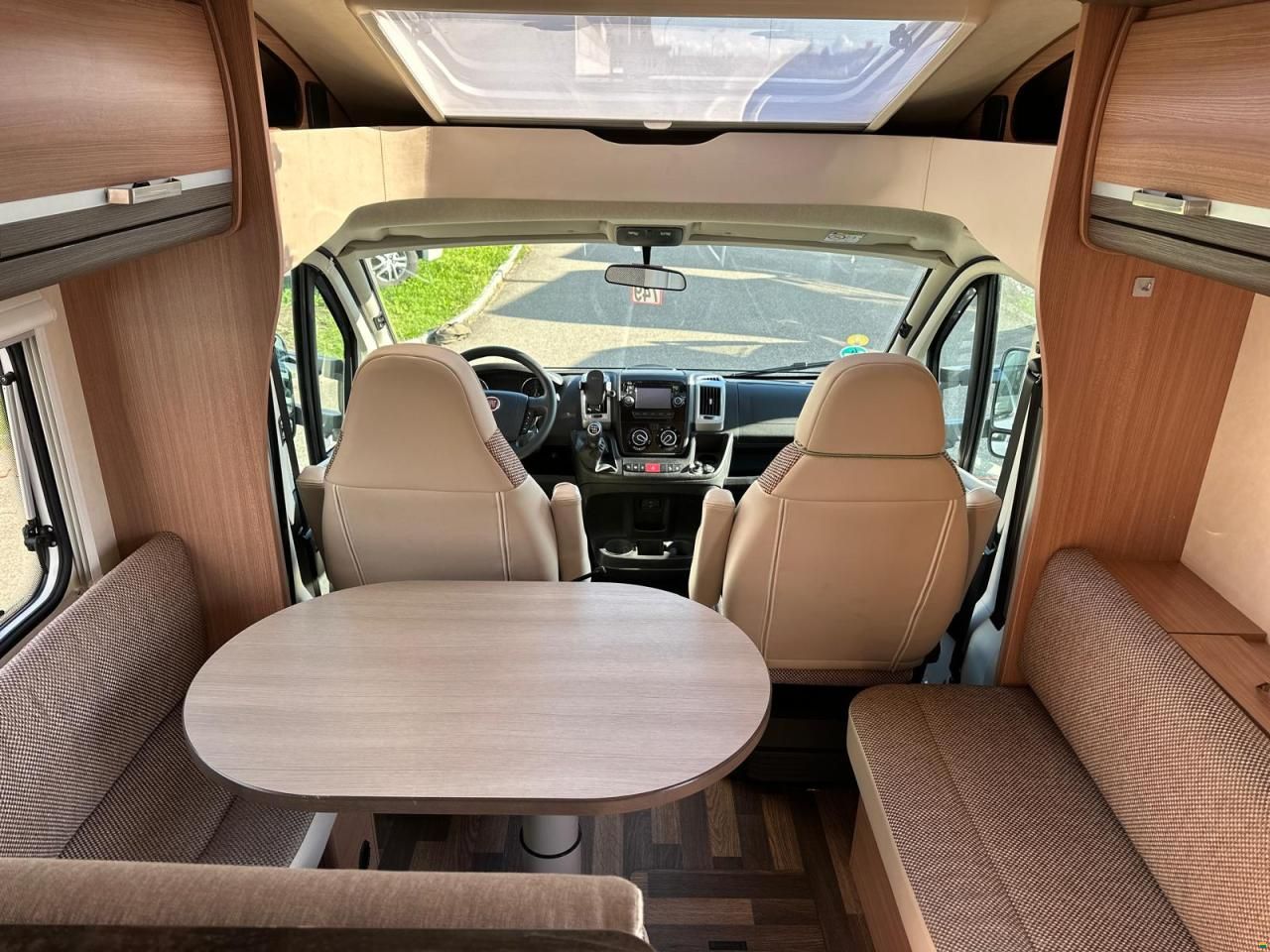Knaus Sky TI 650 MF