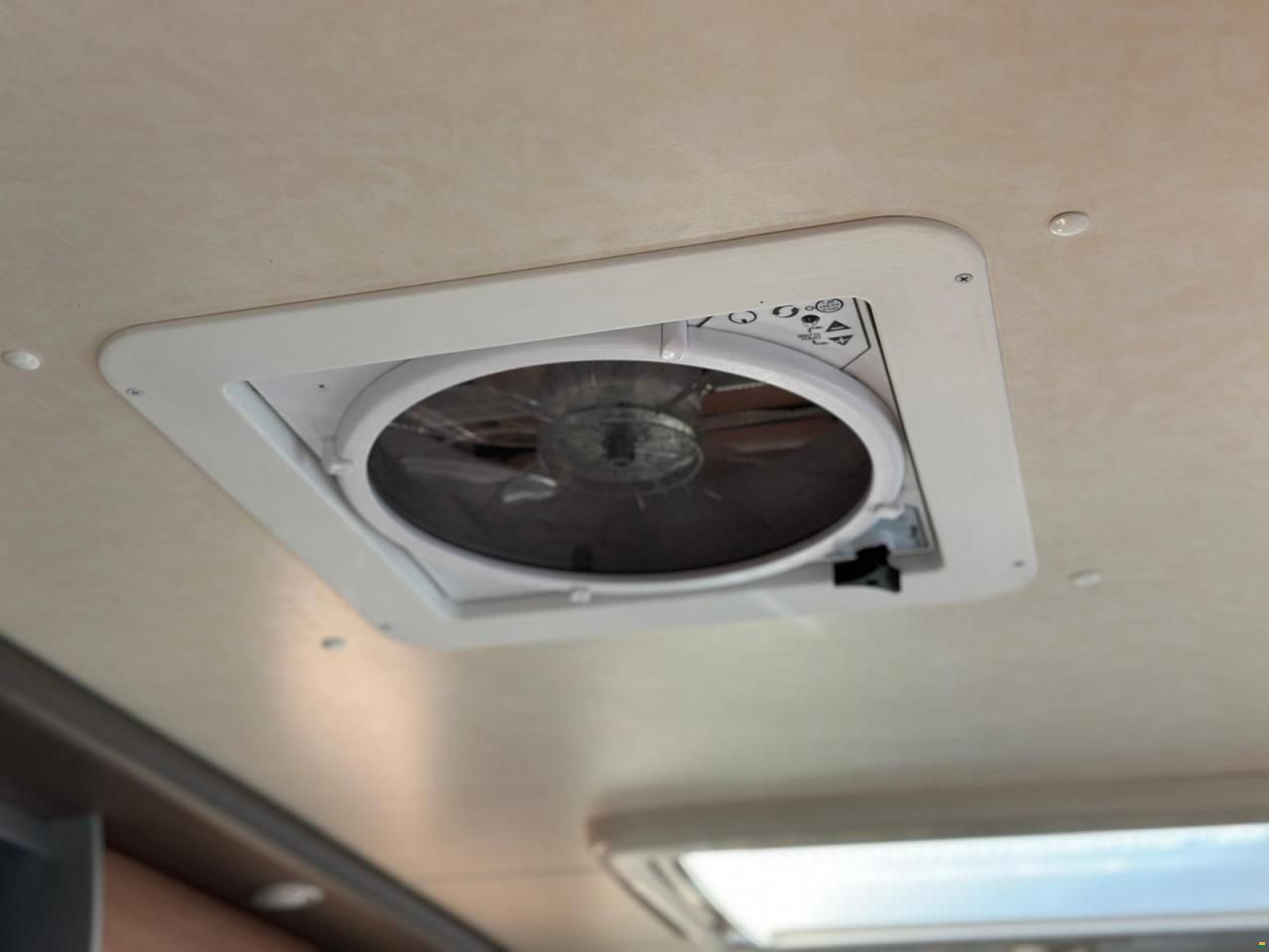 Knaus Sky TI 650 MF