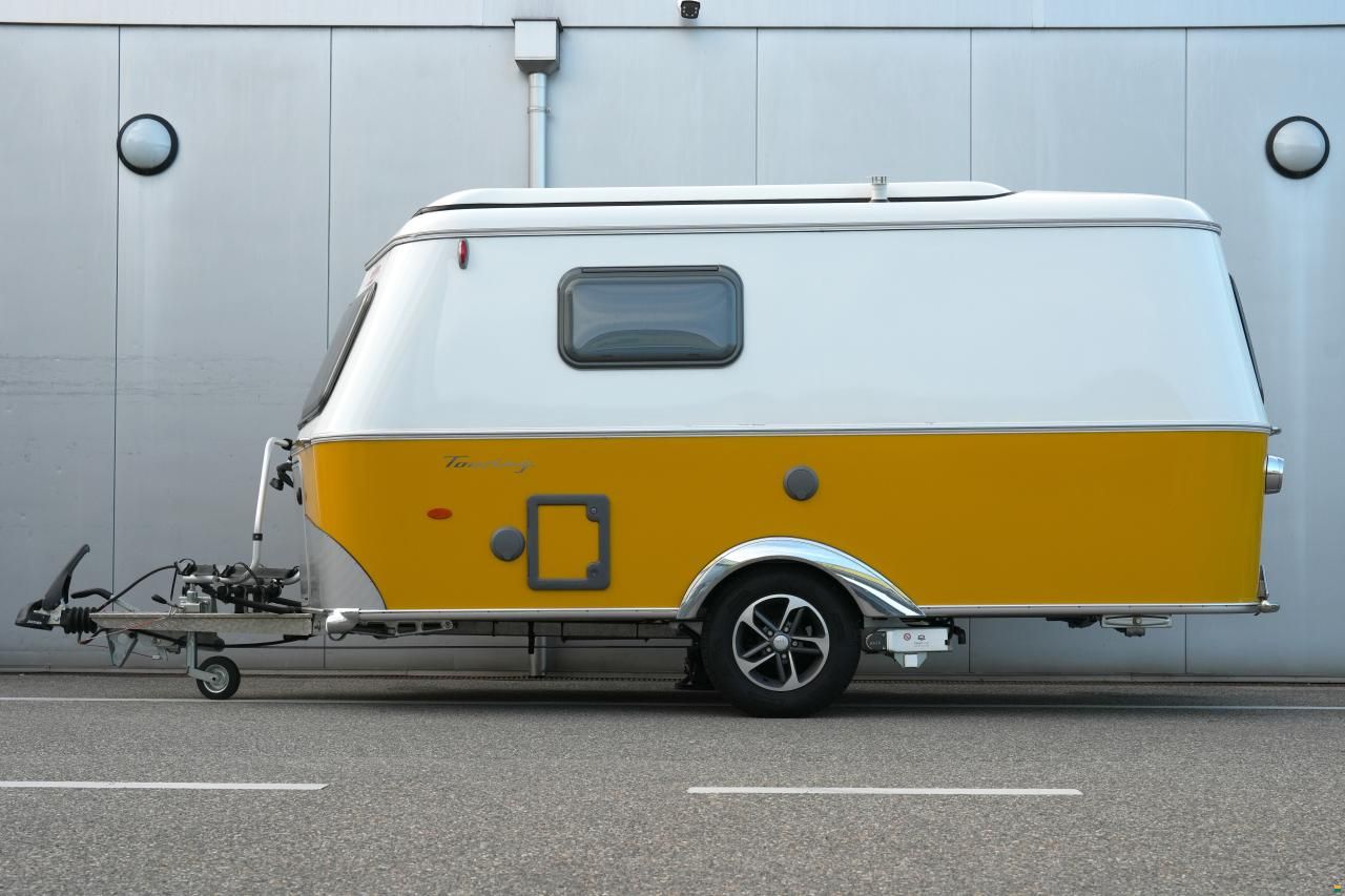 Eriba Touring 430 gelb