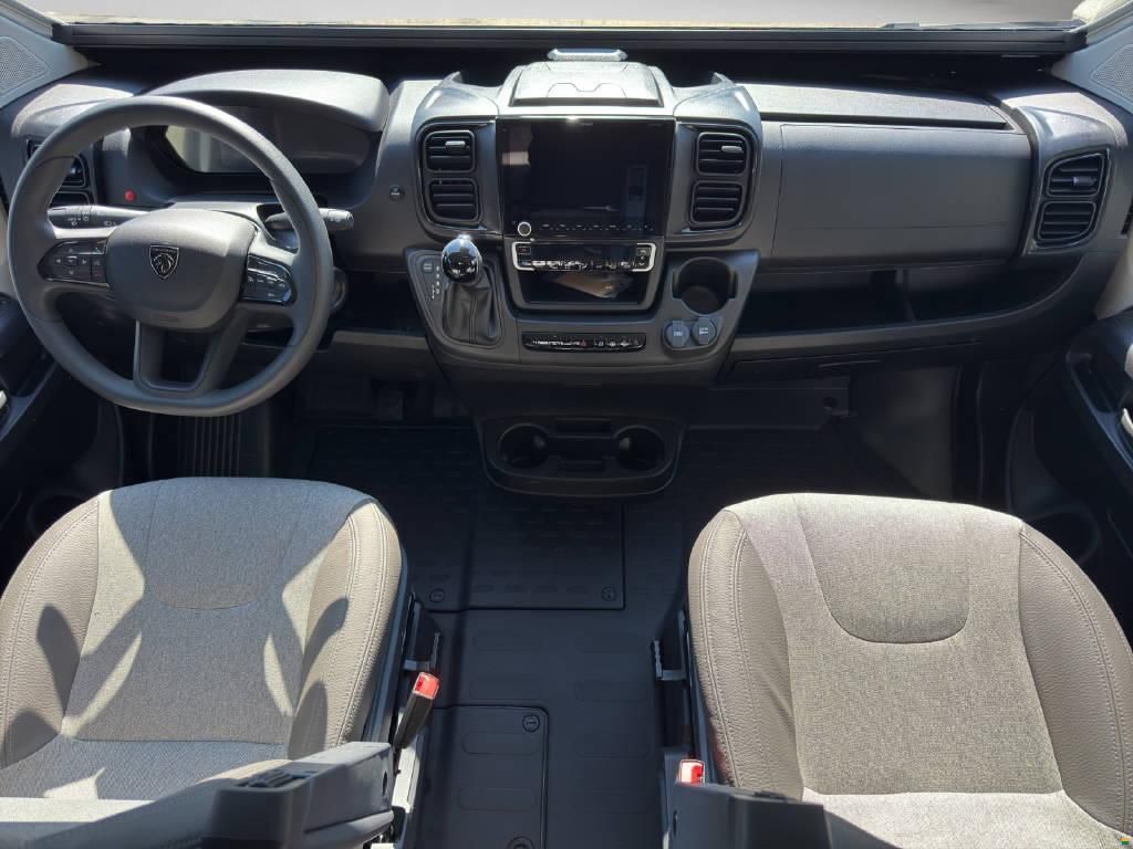 Bravia Mobil Swan 636 Swiss Edition