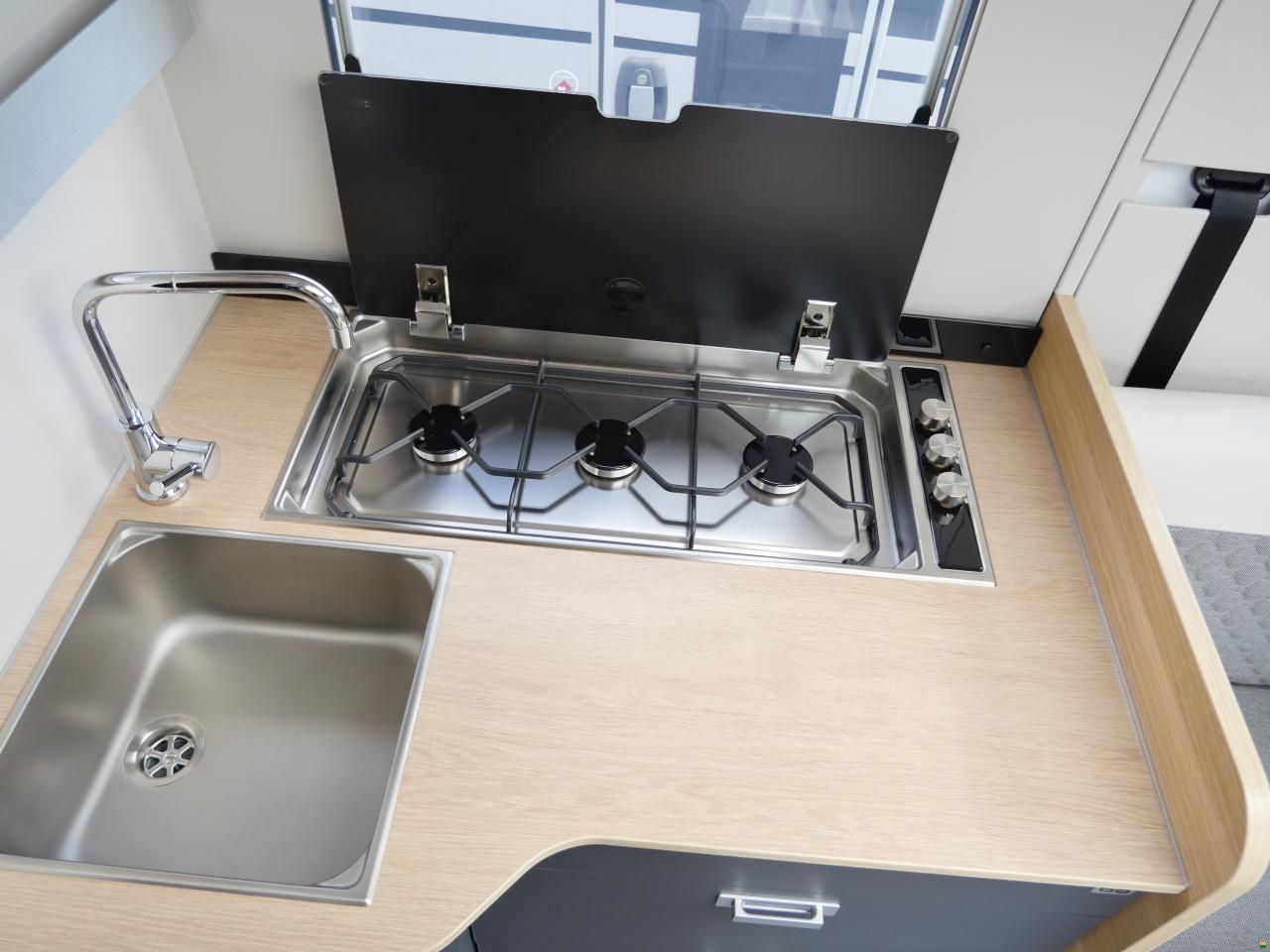 Adria Coral 670 DL 60 Years