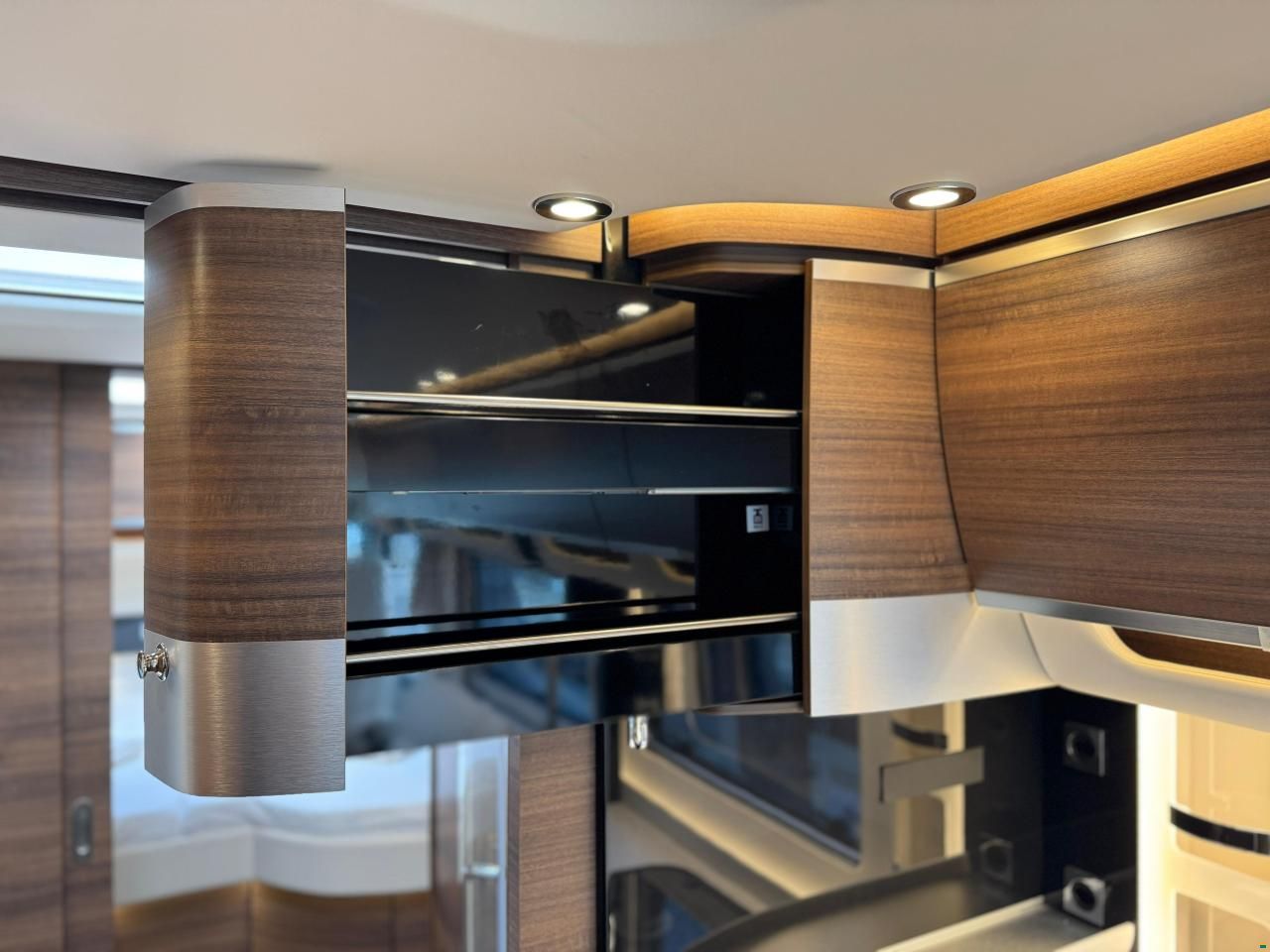 Concorde Charisma 910 LI