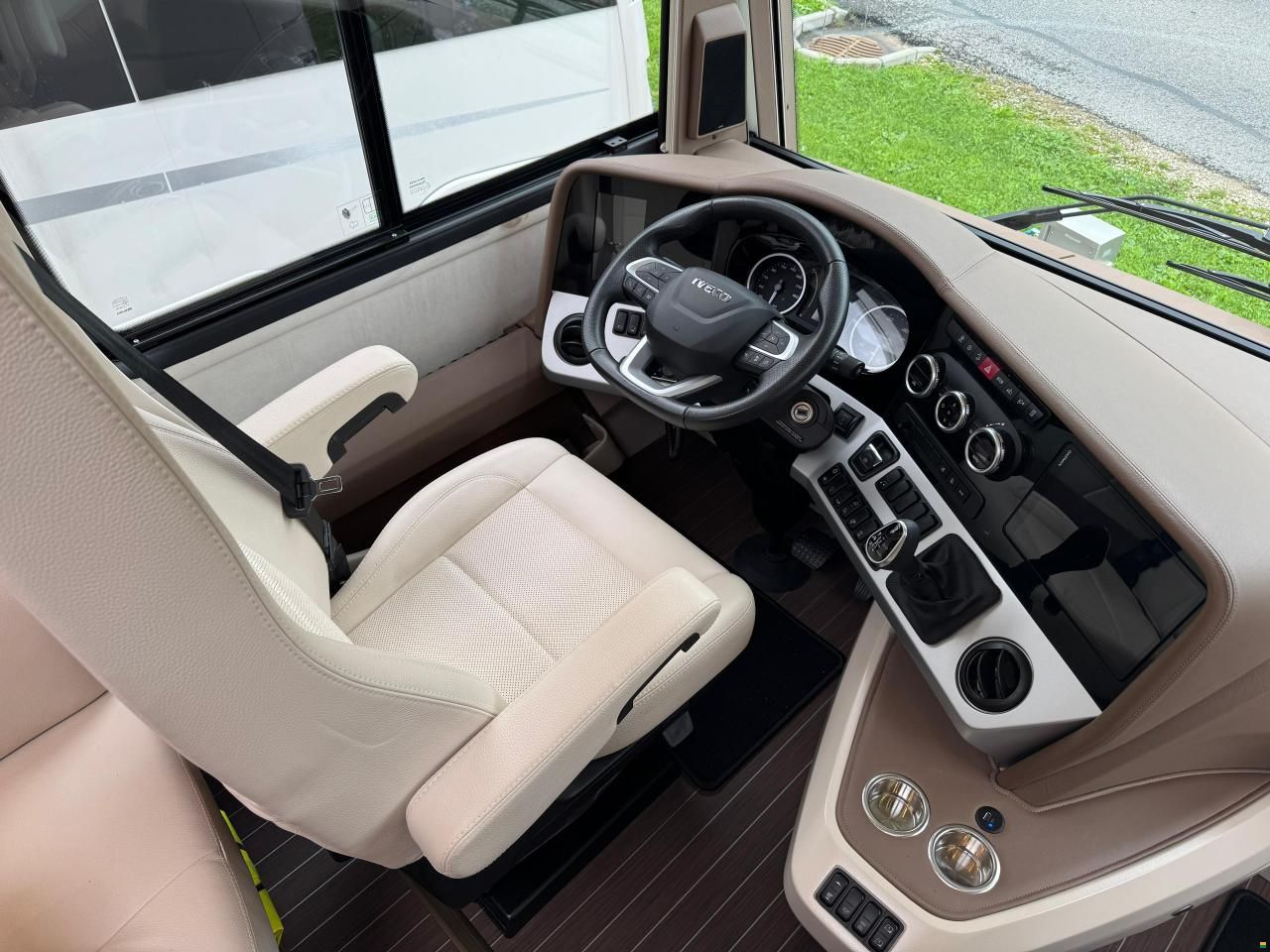 Concorde Charisma 910 LI