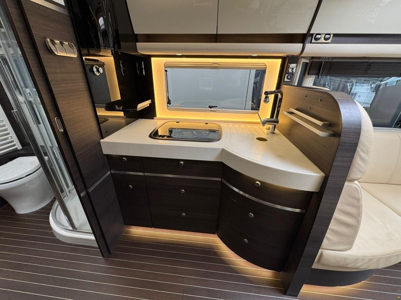 Concorde Charisma 900 LS