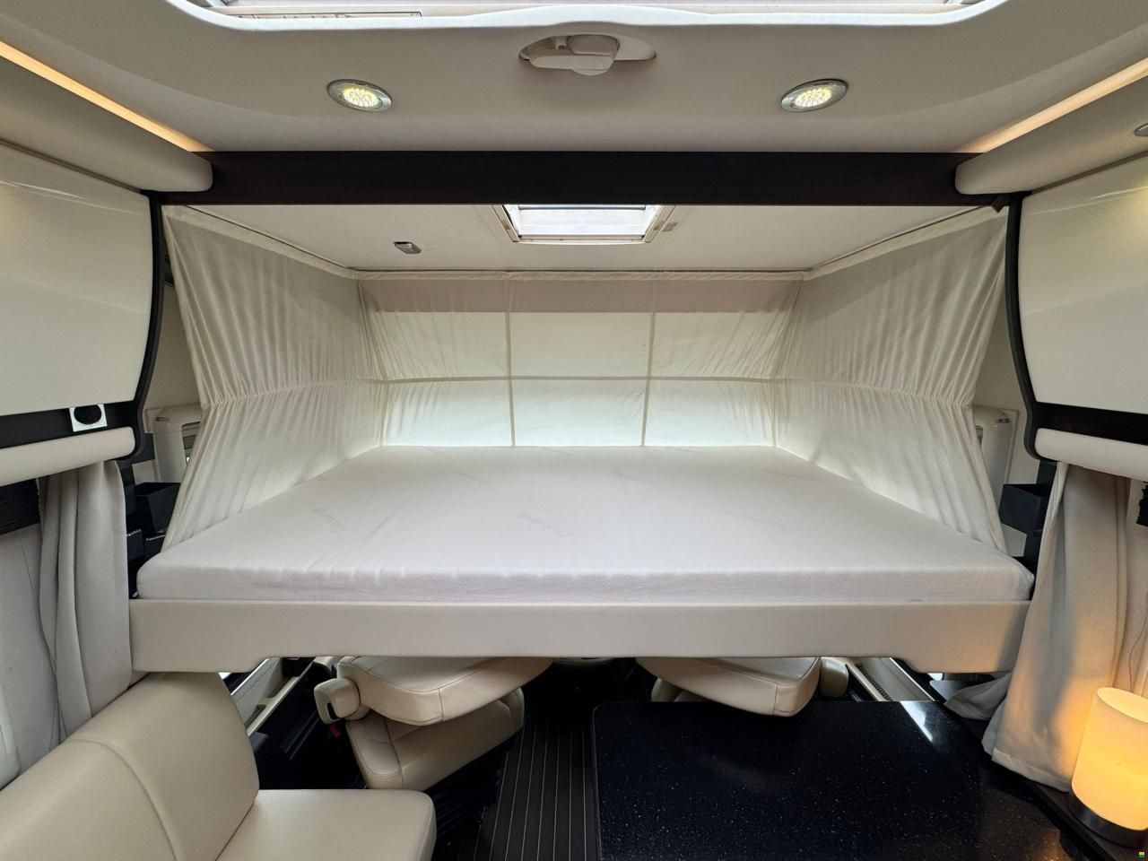 Concorde Charisma 900 LS