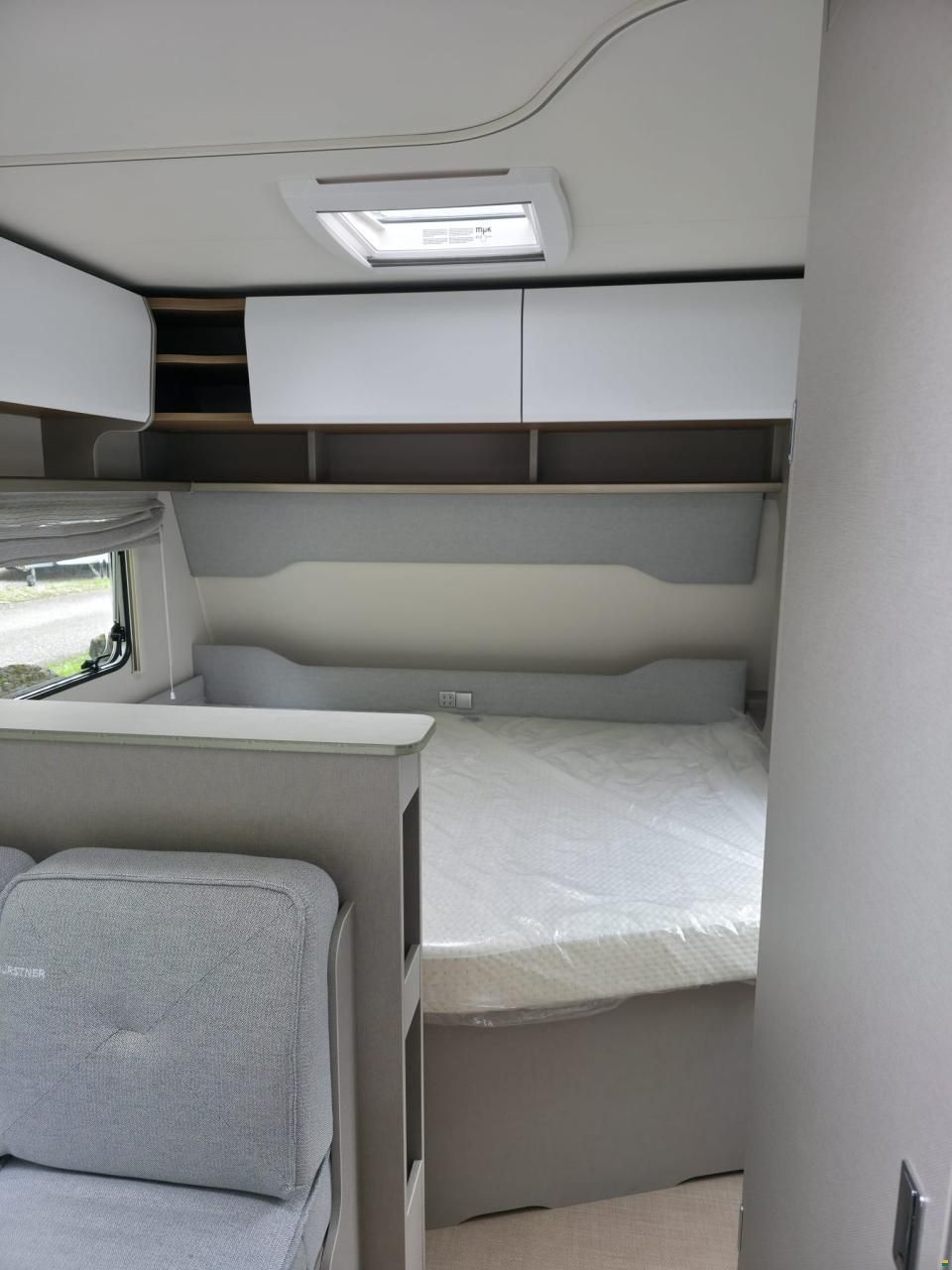 Bürstner Averso 560 TK Casa Pino