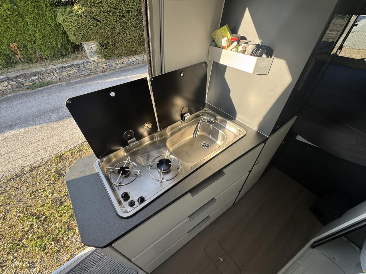 Adria Twin 600
