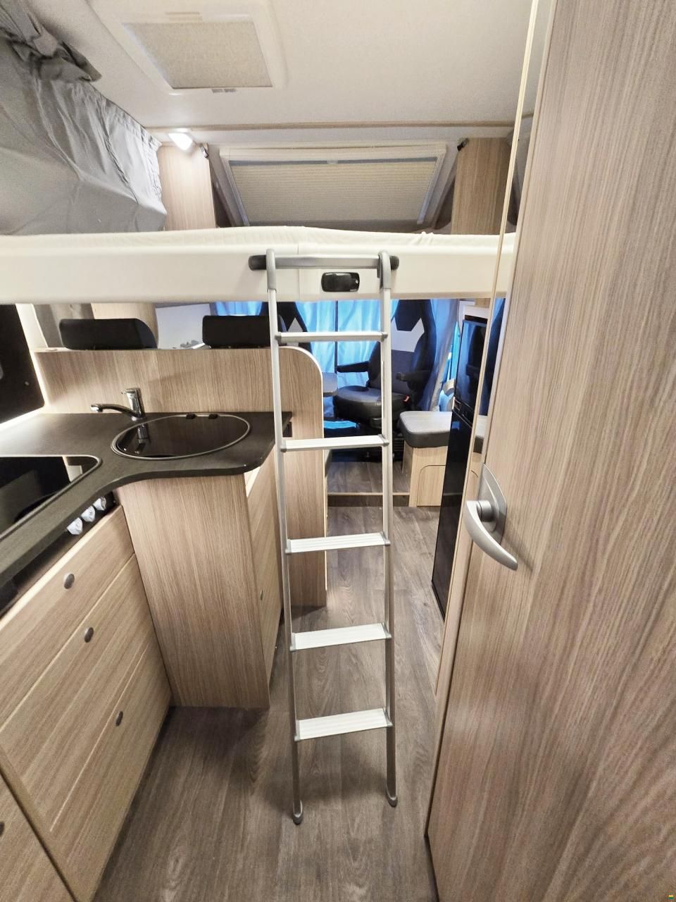 Sunlight T 67 S 2.2 MJ3 140