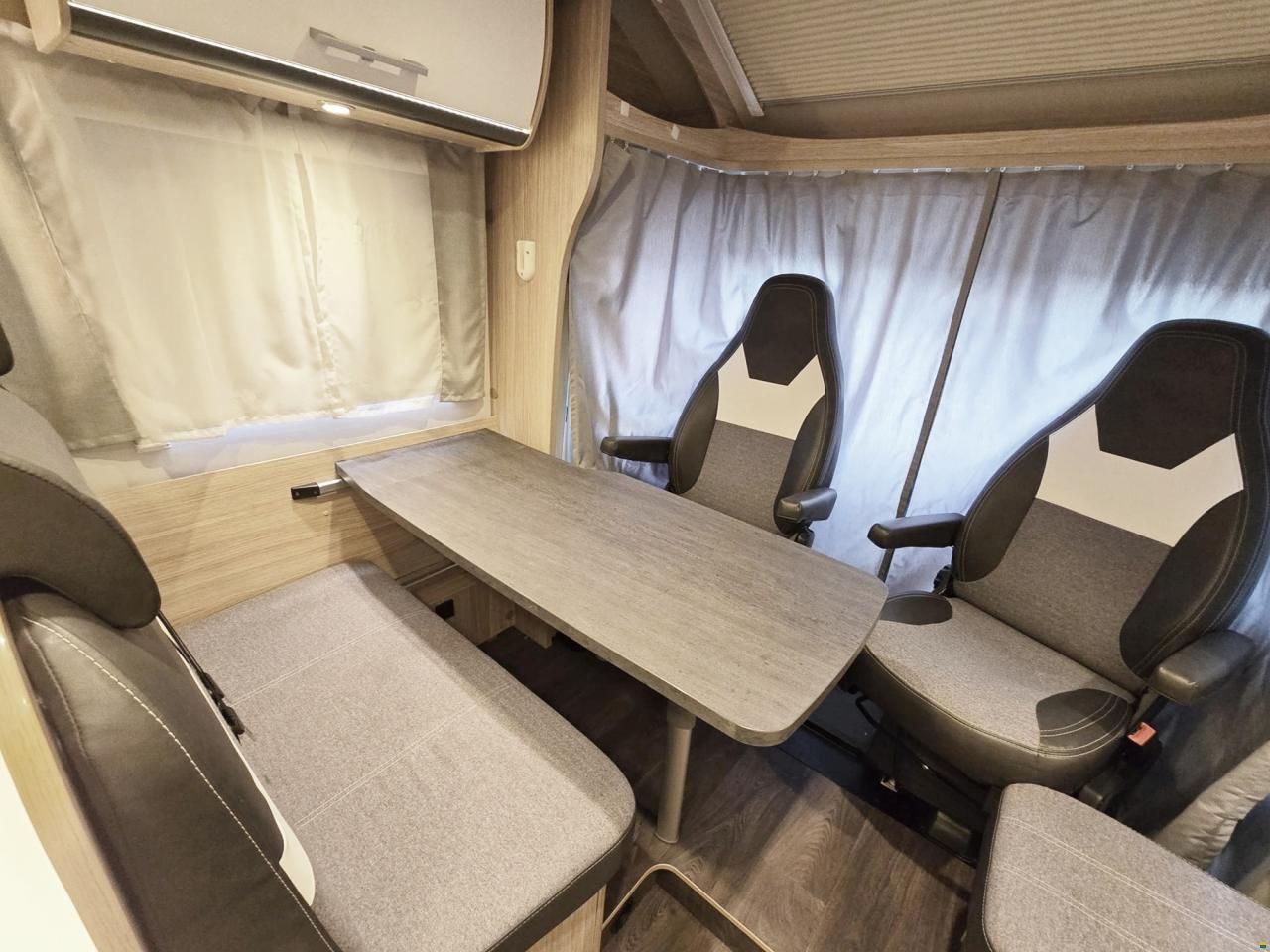 Sunlight T 67 S 2.2 MJ3 140