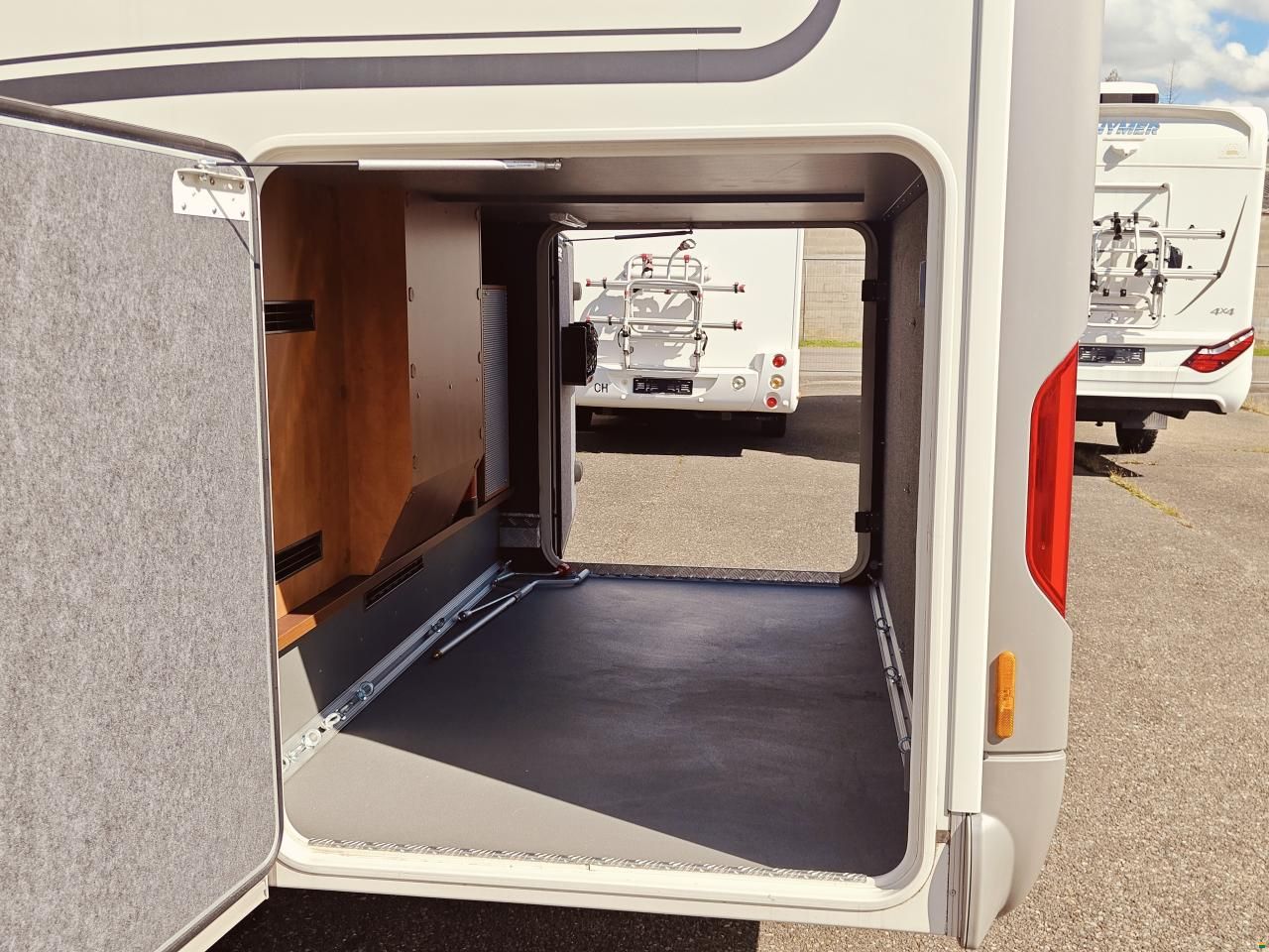 Carthago CHIC C-LINE T 4.8 - Automat 3.0d 177 PS