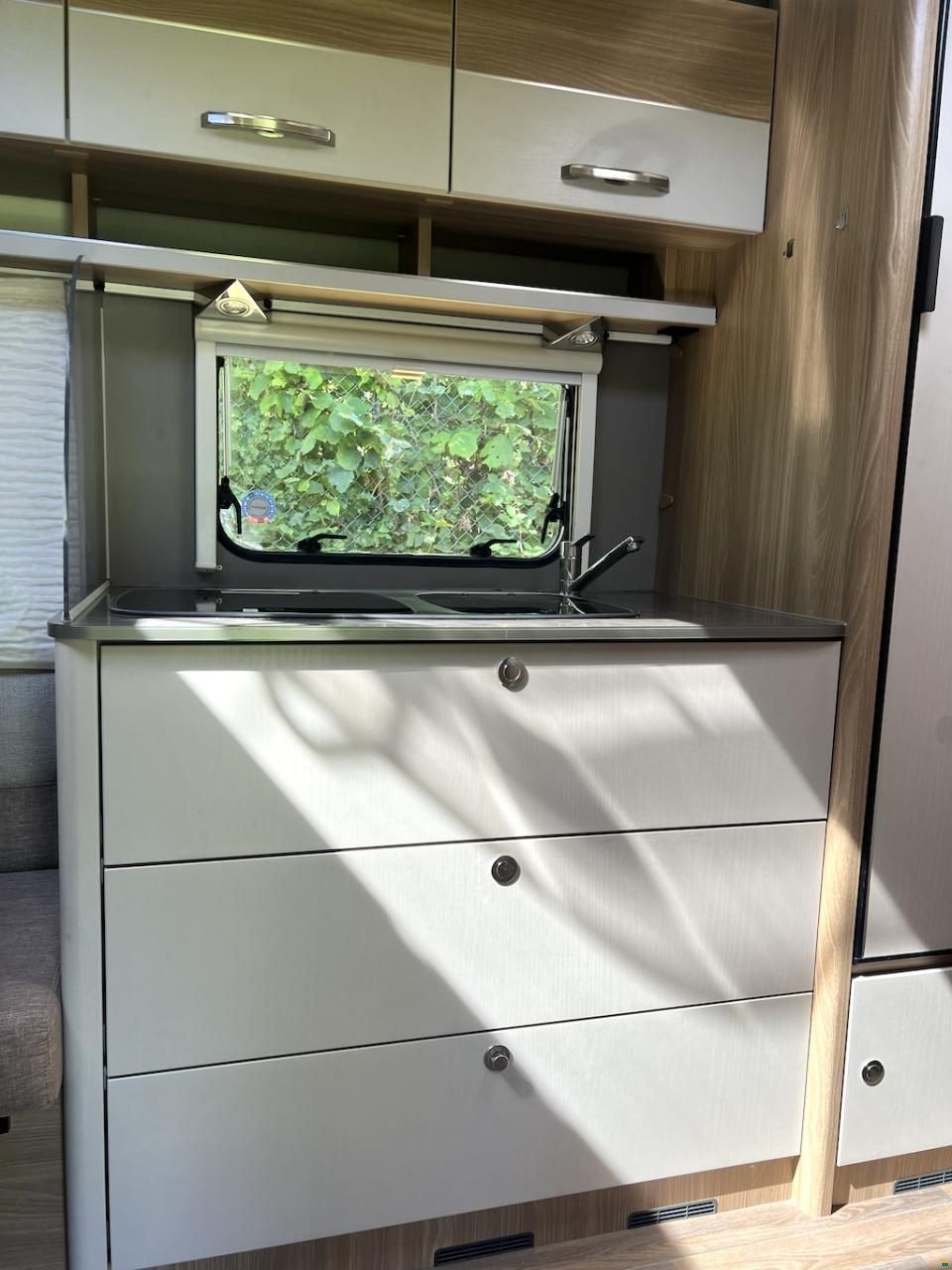 B&uuml;rstner Premio 460 TS