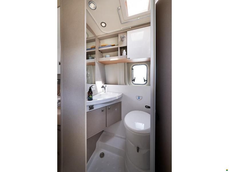 Bürstner Delfin C 621