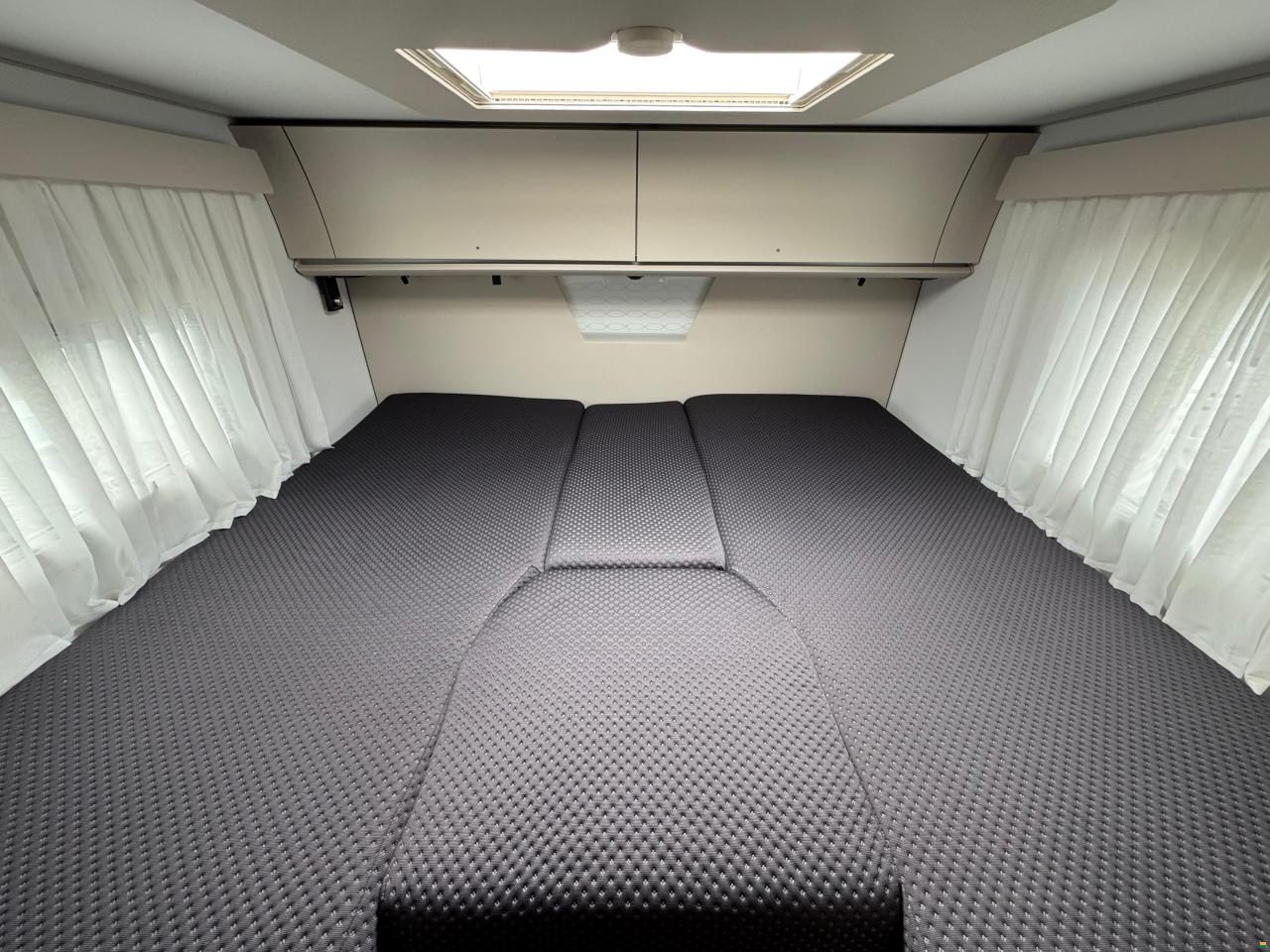 Adria Sonic Supreme 700 DL