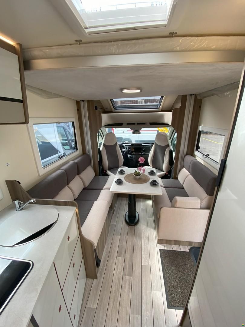 Roller Team Kronos Fit 230 TL, Ford 165PS Automat