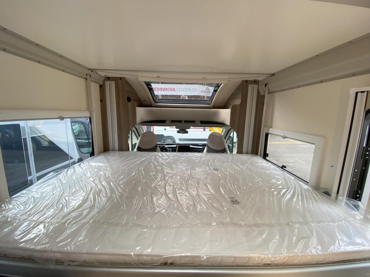 Roller Team Kronos Fit 230 TL, Ford 165PS Automat