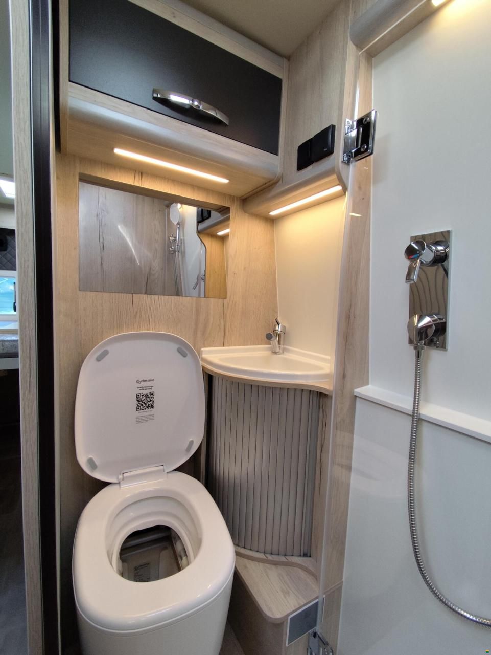 Megamobil Mega Classic 600 Twin Peugeot 180 PS