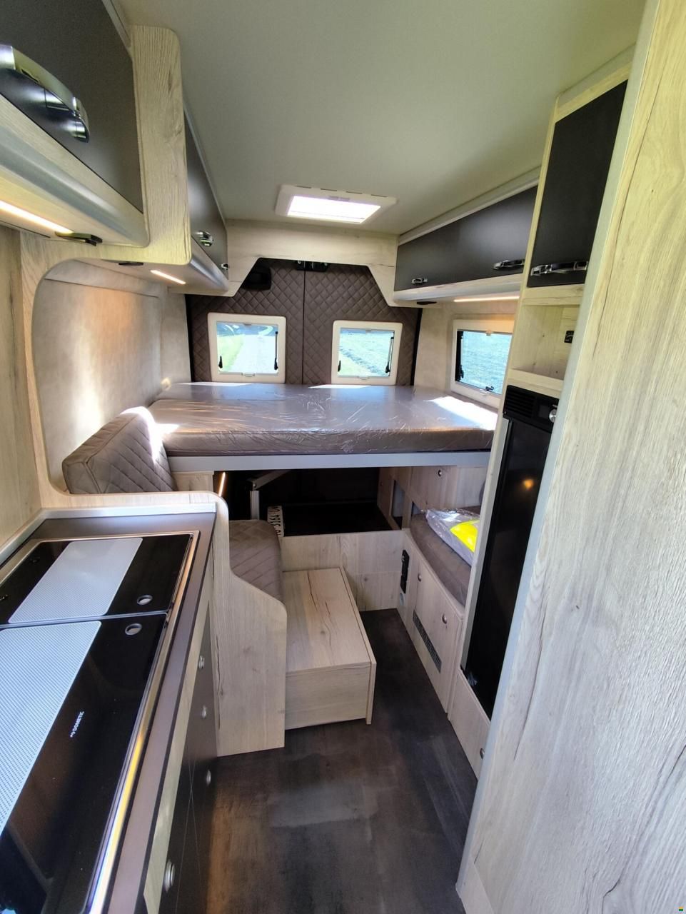 Megamobil Mega Classic 600 Twin Peugeot 180 PS