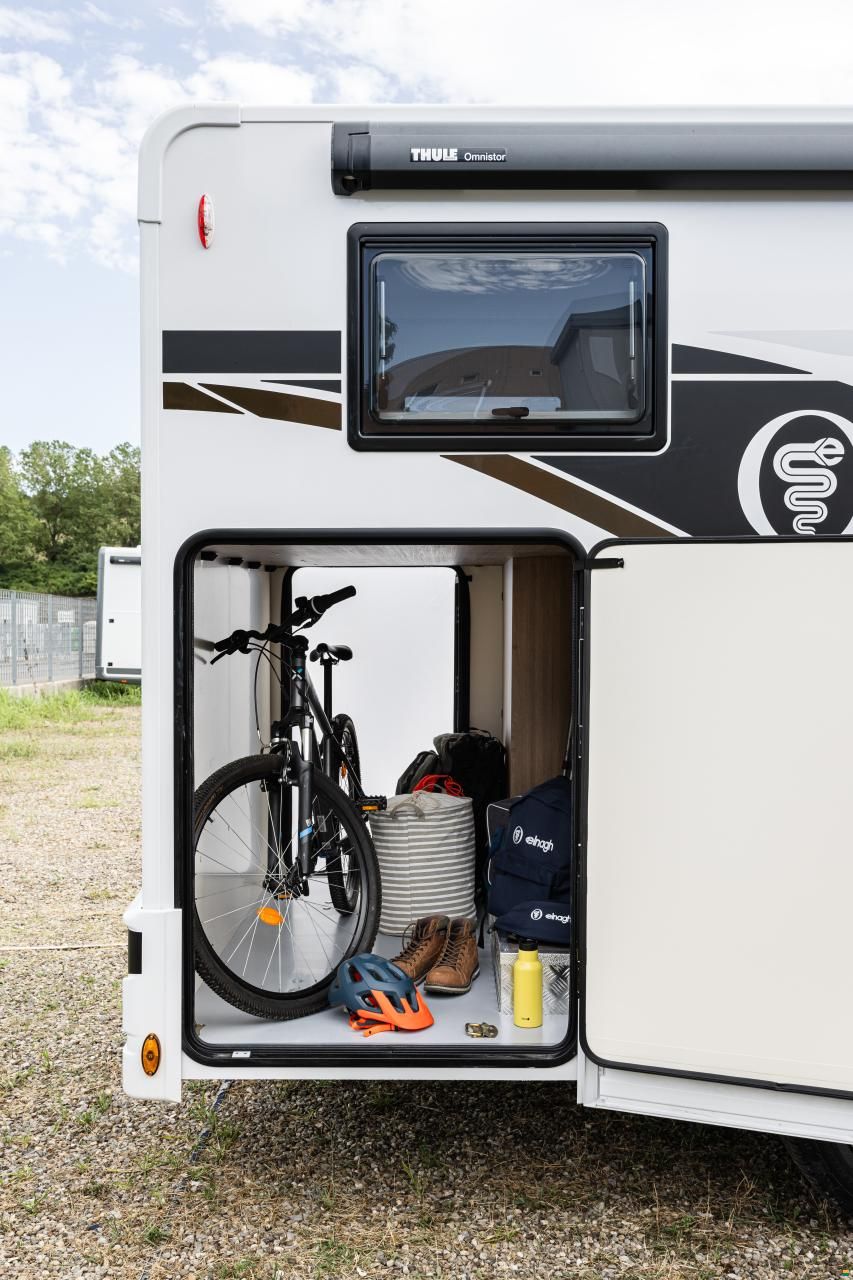 Elnagh Baron Compact 539 Ford 165 PS