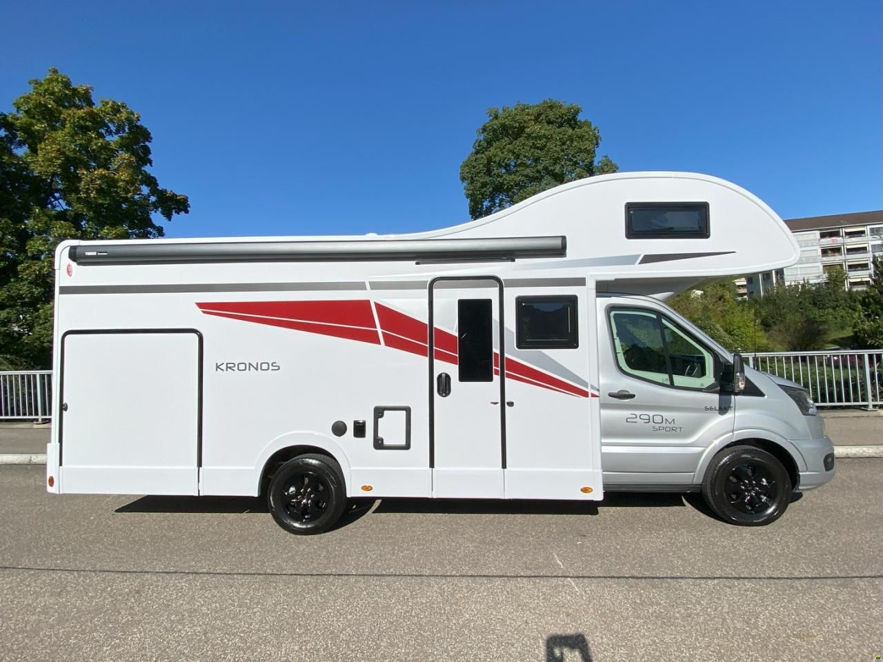 Roller Team Kronos 290 M, Ford 2.0TDCi 165PS Automat