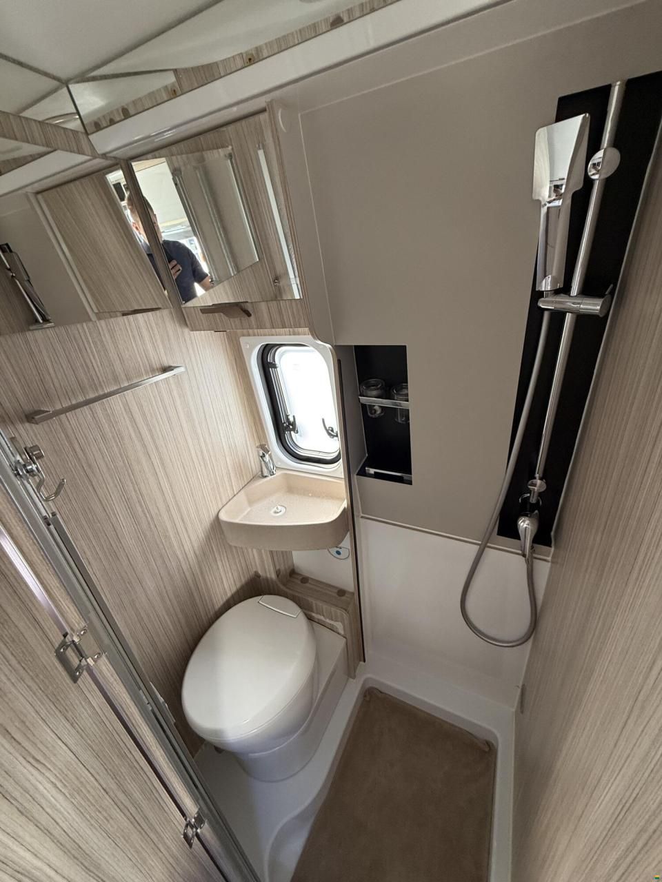 Elnagh Sonstige E-Van 5 Premium