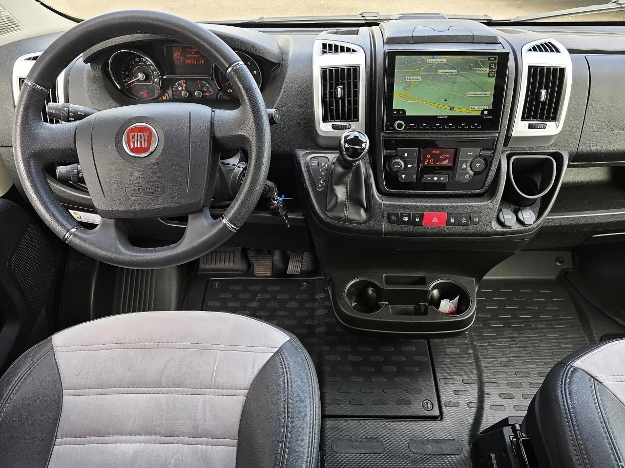 Sunlight CLIFF XV 640 ED.ENTRY AUTOMAT MAXI MJ160