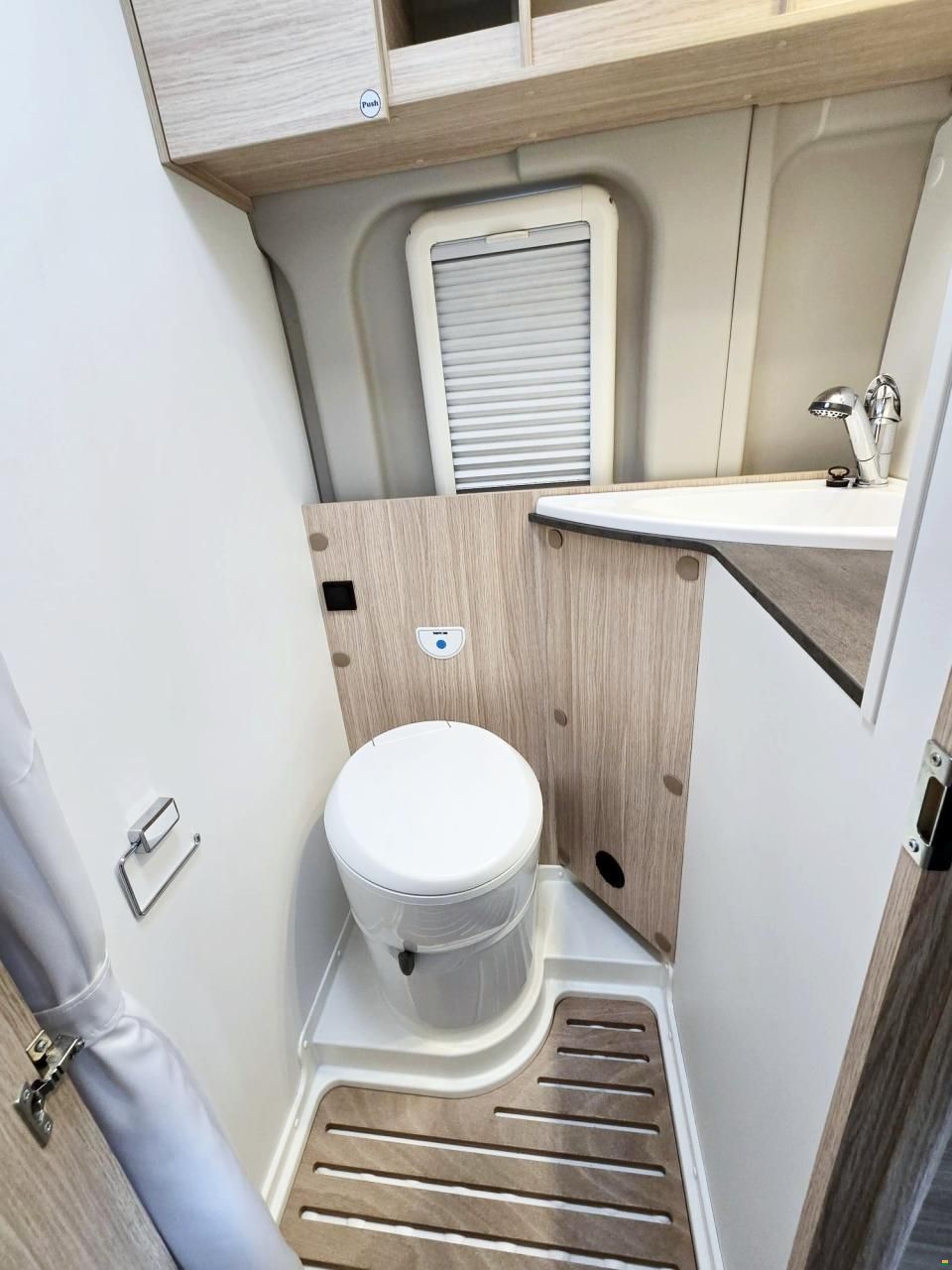 Sunlight CLIFF XV 640 ED.ENTRY AUTOMAT MAXI MJ160