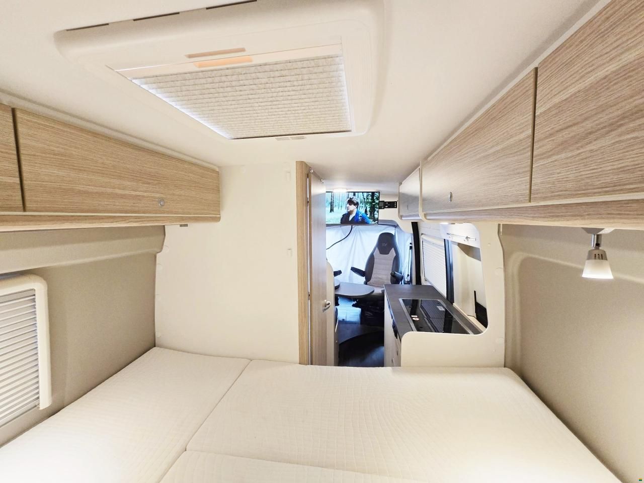 Sunlight CLIFF XV 640 ED.ENTRY AUTOMAT MAXI MJ160