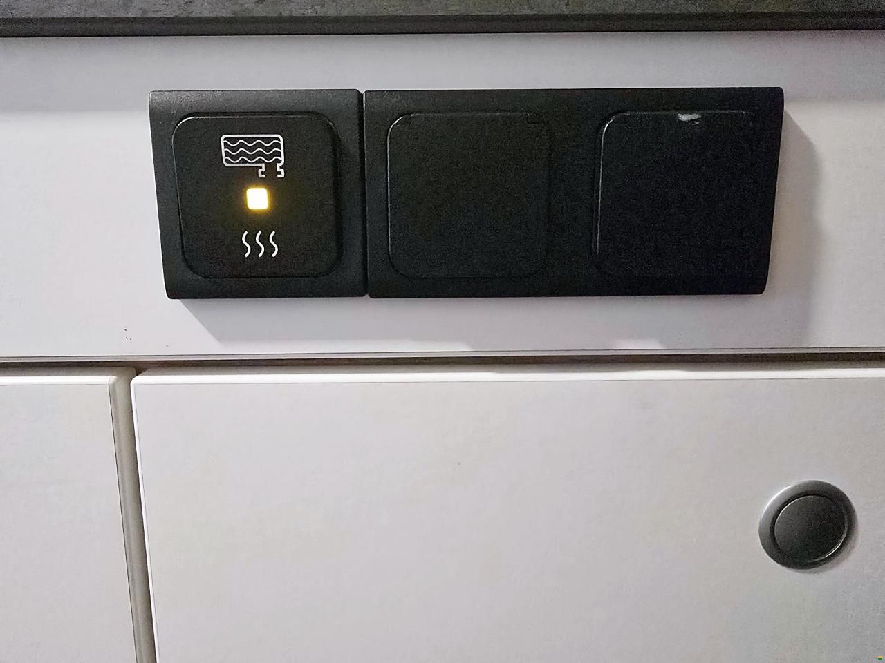 Sunlight CLIFF XV 640 ED.ENTRY AUTOMAT MAXI MJ160