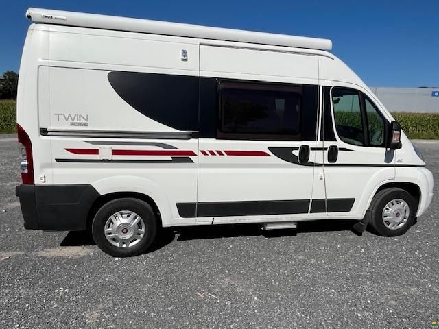 Adria Twin Active