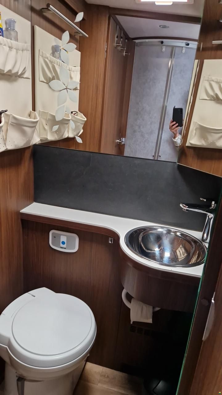 Niesmann-Bischoff Arto 76LE / 3000ccm