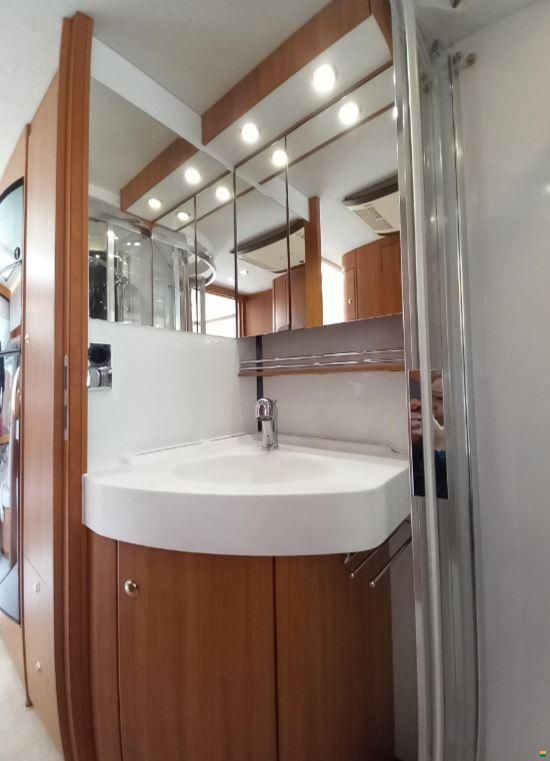 Concorde Carver 844 L Centurion Style