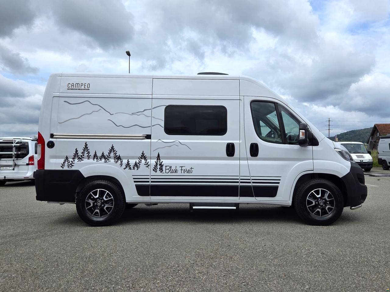 Bürstner Campeo C 540 Black Forest