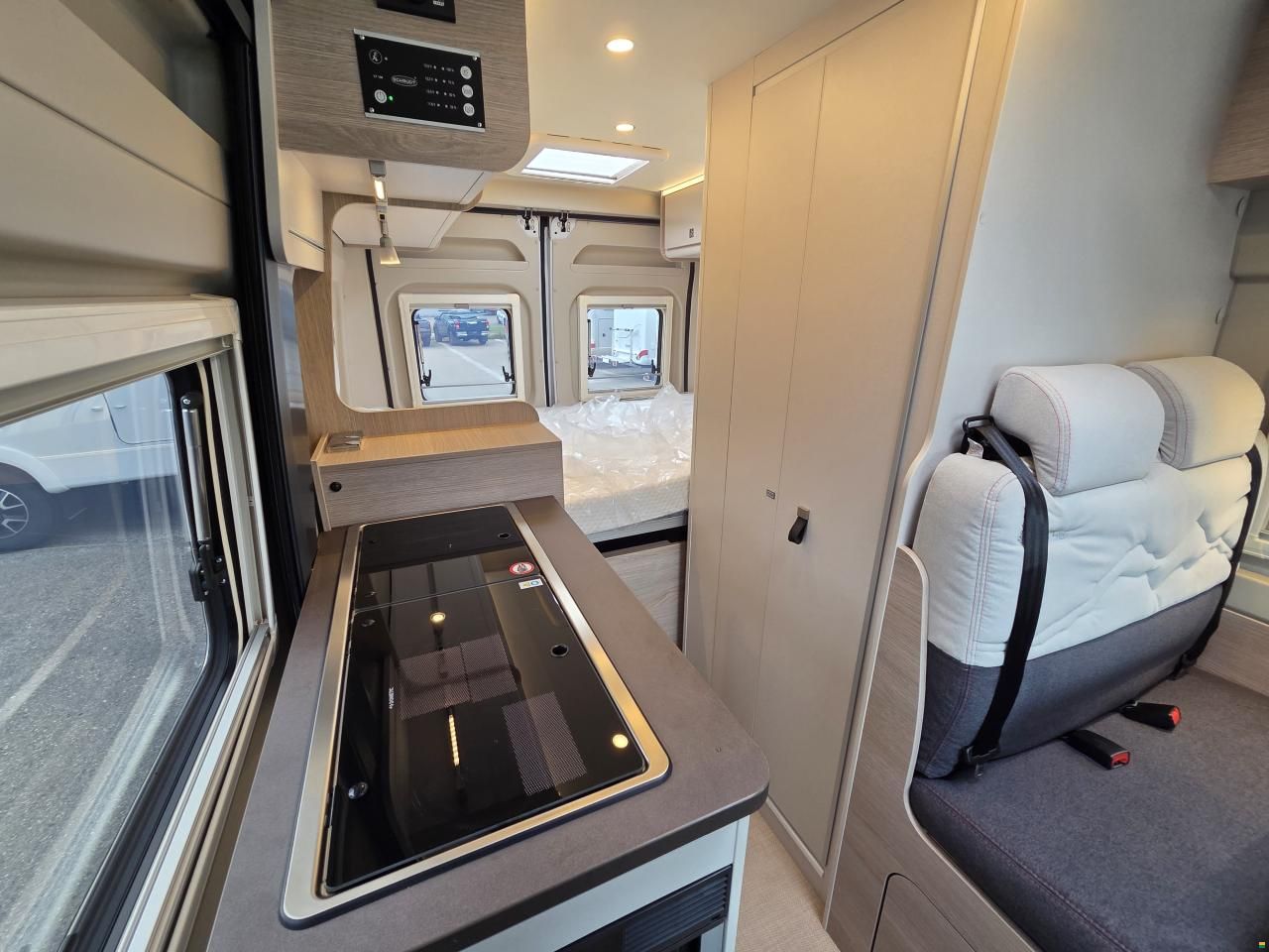 Bürstner Campeo C 540 Black Forest