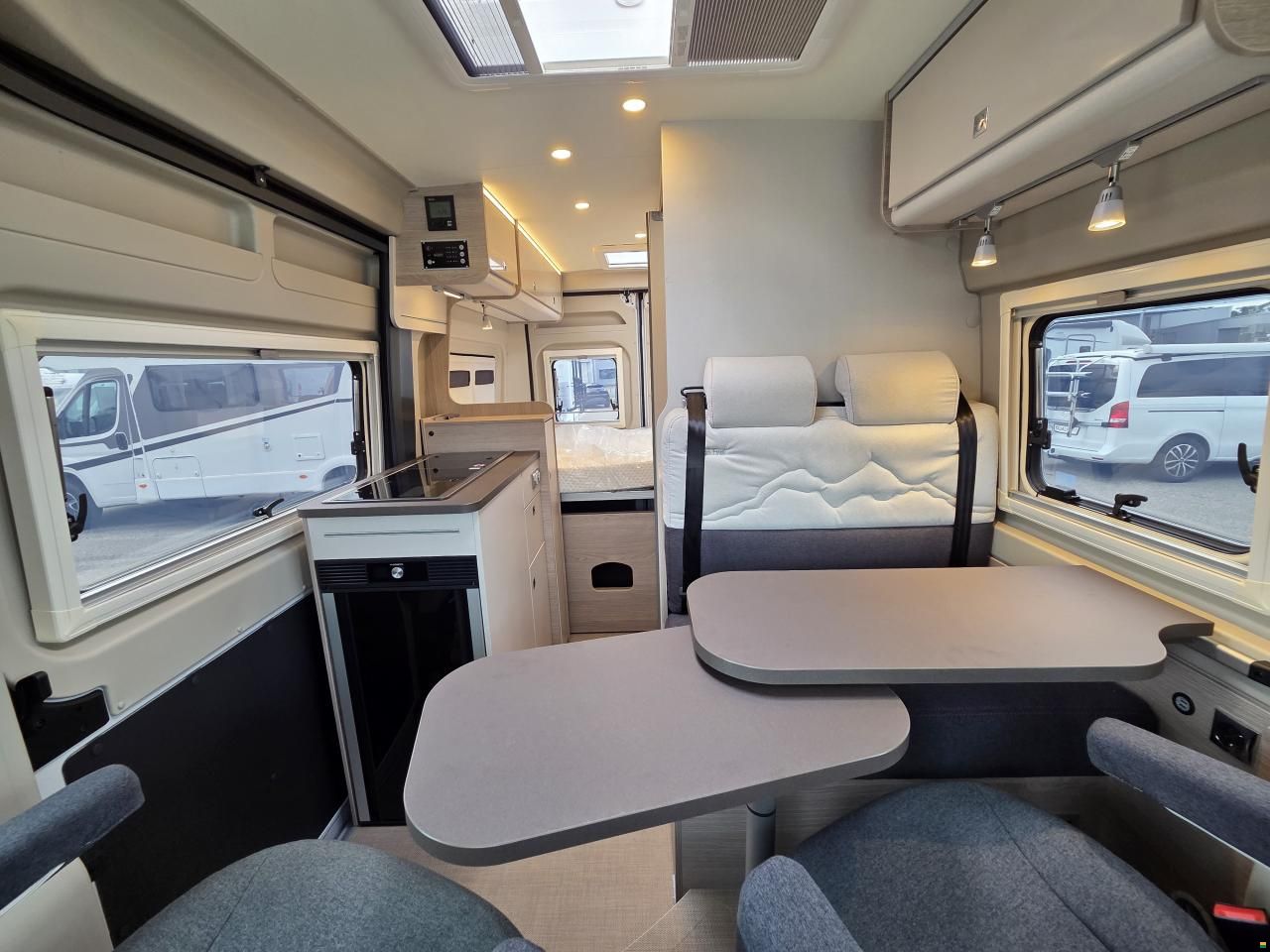 Bürstner Campeo C 540 Black Forest