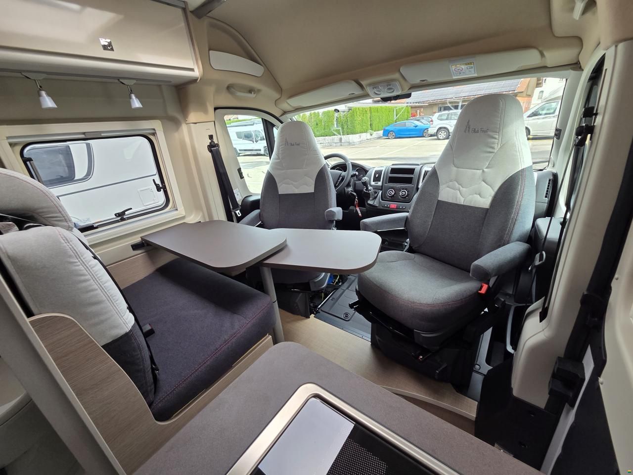 Bürstner Campeo C 540 Black Forest