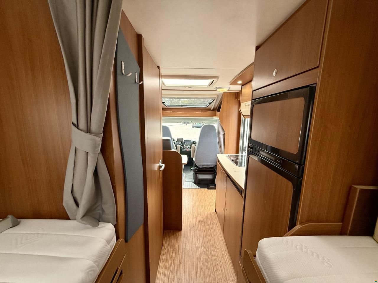 Carado Capron T337 - Längsbetten -Klima