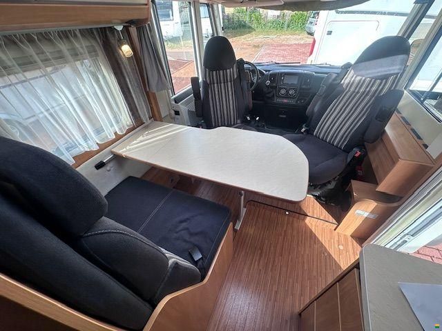 Dethleffs GLOBEBUS I15 Sat - solar