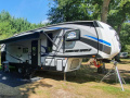 Forest River Artic Wolf Caravane semi-remorque