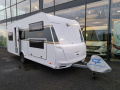 B&uuml;rstner Averso Plus 510 TK B66 Caravane