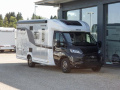 Knaus Live Wave 650 MEG Black Selection Semi-integrated