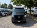 Mercedes Benz ***HYMER 580BMC***NEUWERTIG**L&Auml;NGSBETT** Profilé
