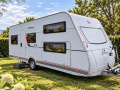 B&uuml;rstner Premio Plus 510 TK Caravane