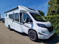Sunlight Adventure T 67 partiellement intégré