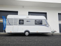 Caravelair Antares 460 mit Queensbett & Heckküche! Wohnwagen
